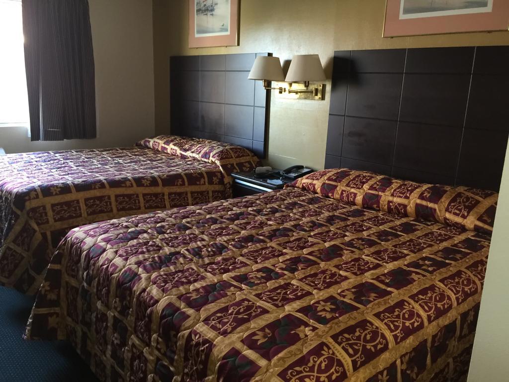 Mountain Inn Онтарио Стая снимка